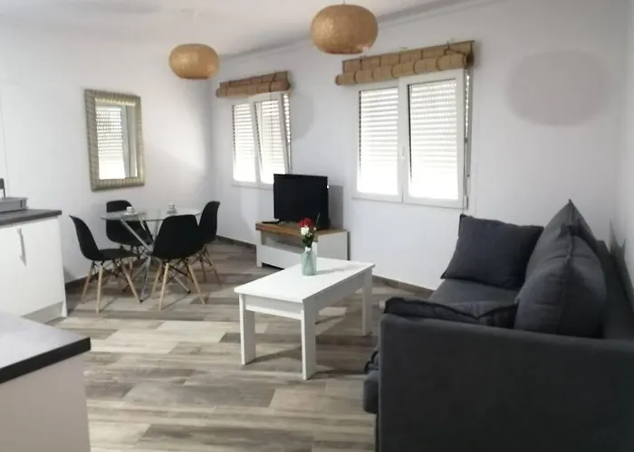 Apartamentos Al Andalusi דירה *